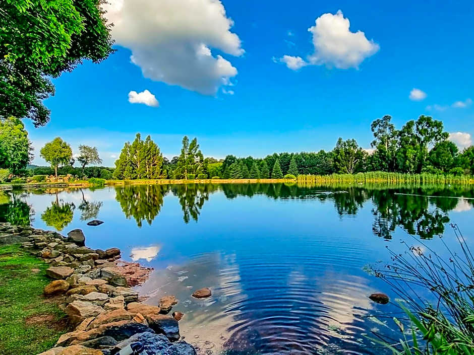 Critchley Hackle Lodge