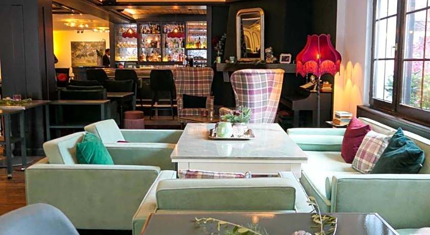 Le Mirabeau Hotel & Spa