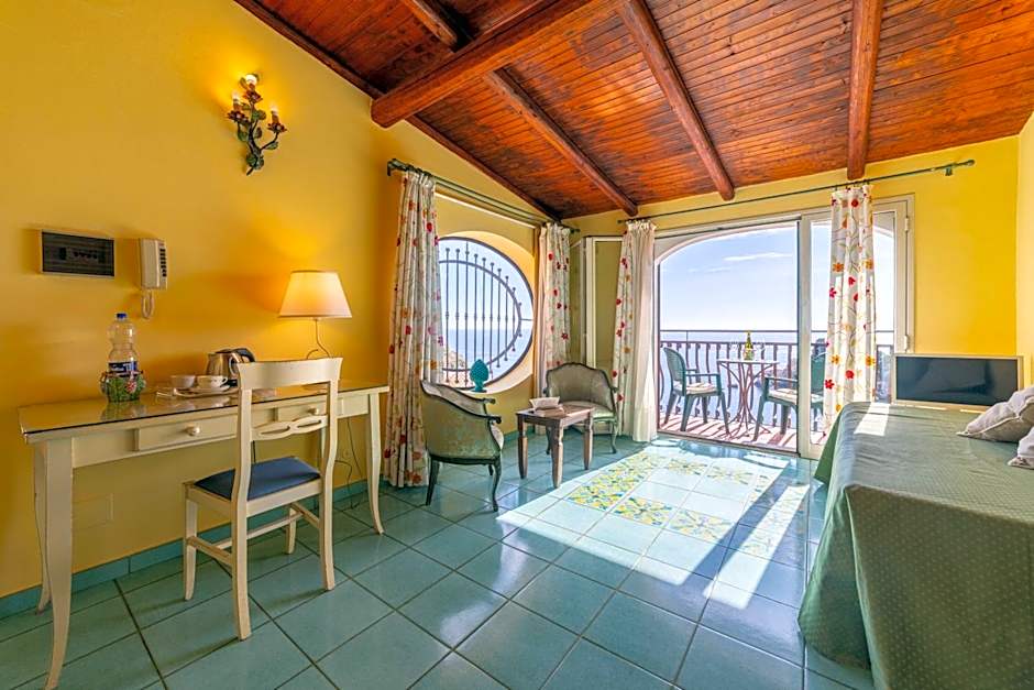Mendolia Beach Hotel