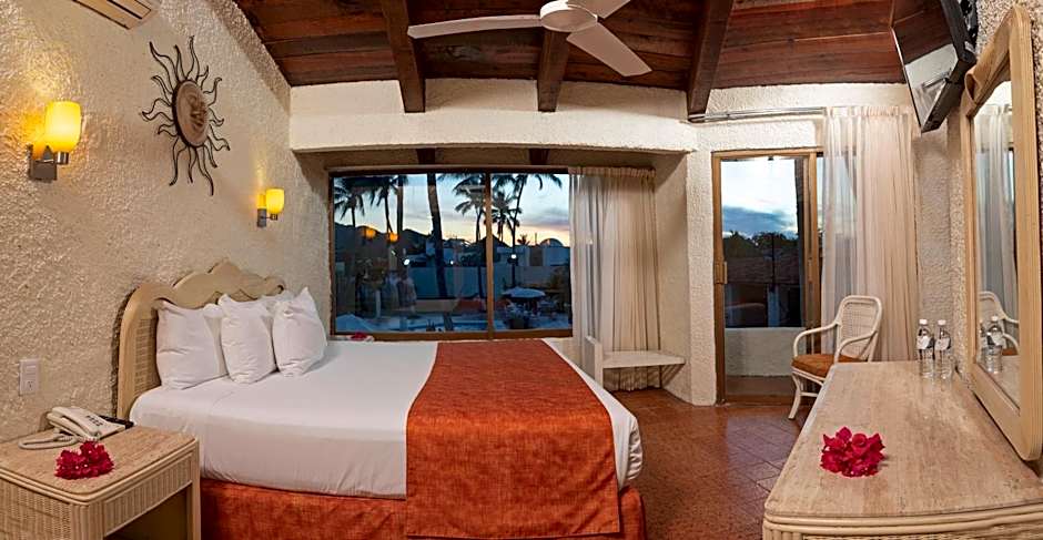 Cabo Blanco Hotel and Marina