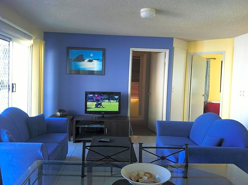 Bayviews and Harbourview Holiday Apartments