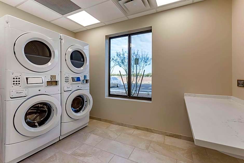 Comfort Suites Scottsdale Talking Stick Entertainment District