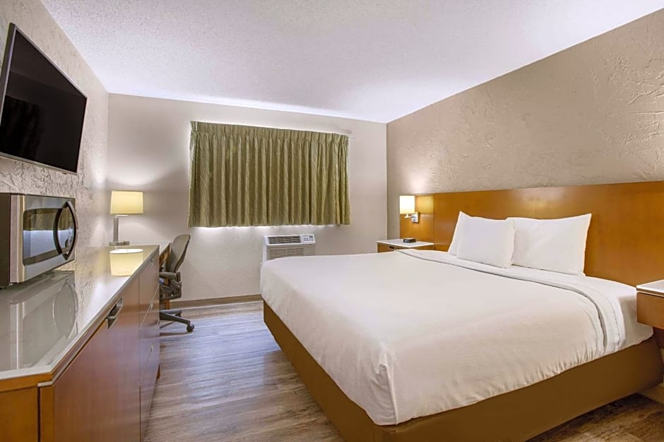 Rodeway Inn