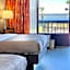 Quality Inn & Suites Gulf Breeze Bayside near Pensacola Beach