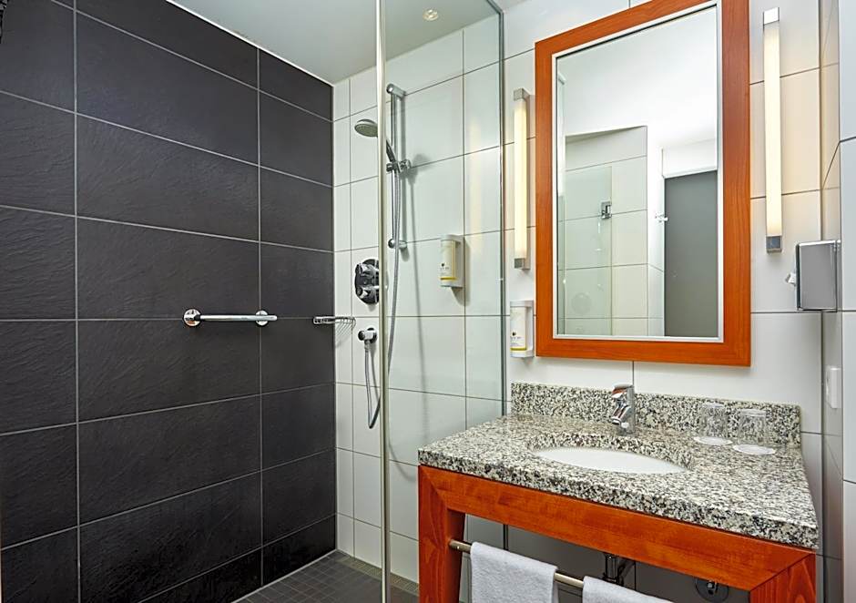 Holiday Inn Berlin-Alexanderplatz, an IHG Hotel