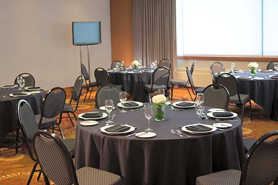 Calgary Marriott Downtown Hotel