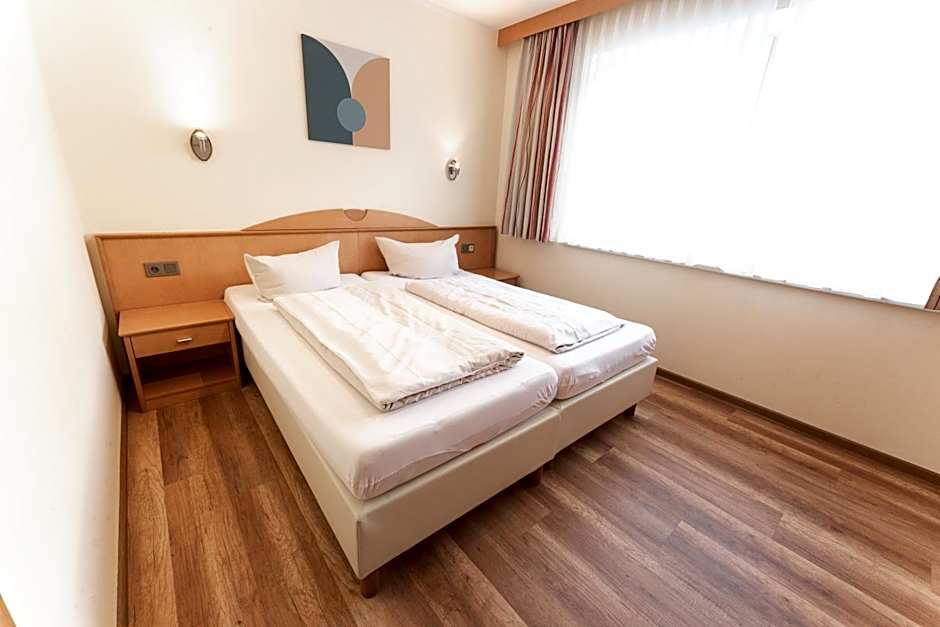 Aparthotel Dorfplatzl Garni