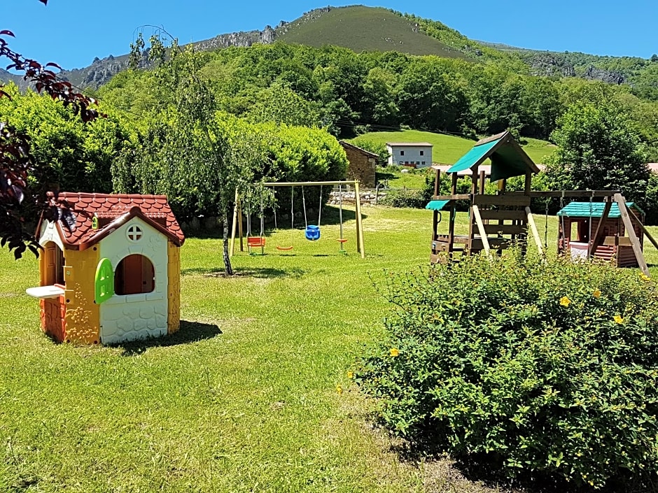 Casa Rural La Matuca, Senda Del Oso, Asturias