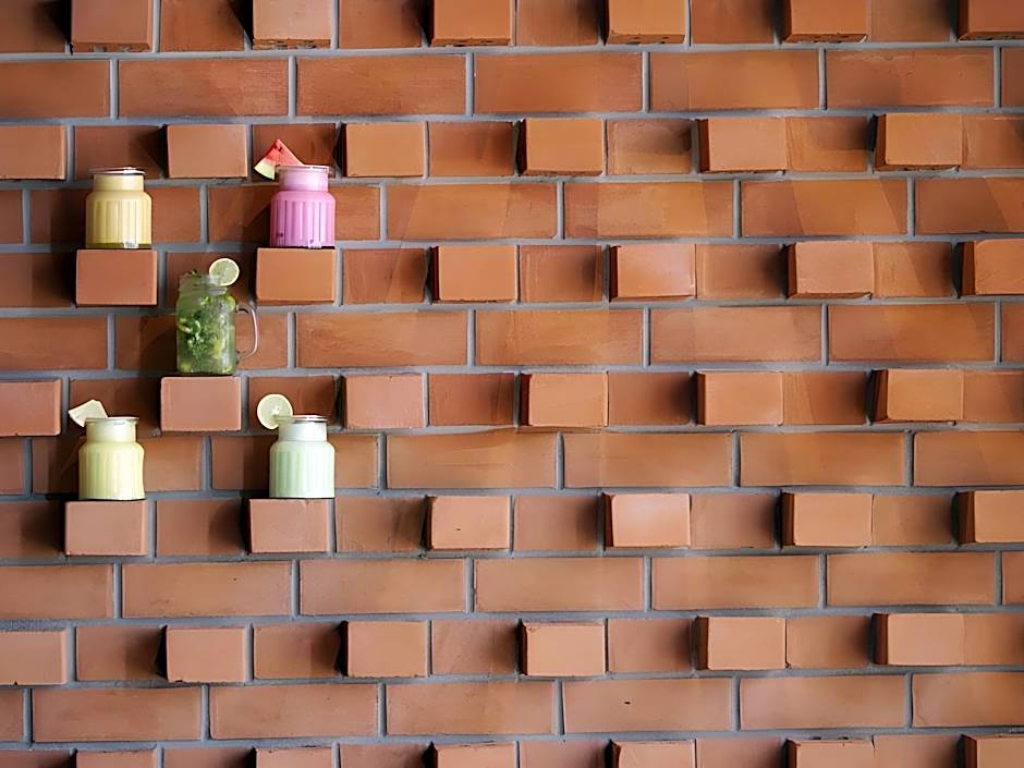 Five Petals Hotel & Banquets