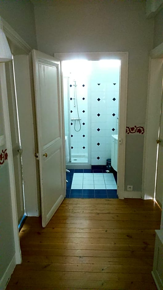 AU MANOIR DE LA BARRE