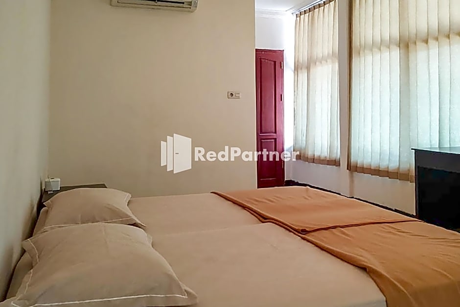 Palu City Guest House Mitra RedDoorz