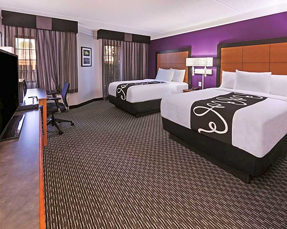 La Quinta Inn & Suites by Wyndham San Marcos