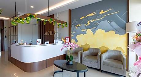 RedDoorz Plus @ Komplek ABC Batu Aji Batam