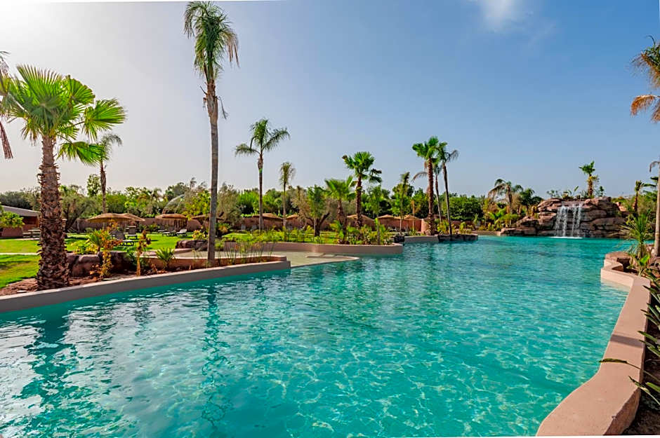 Oasis lodges