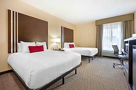 Queen Room with Two Queen Beds and Roll-In Shower - Disability Access/Non-Smoking