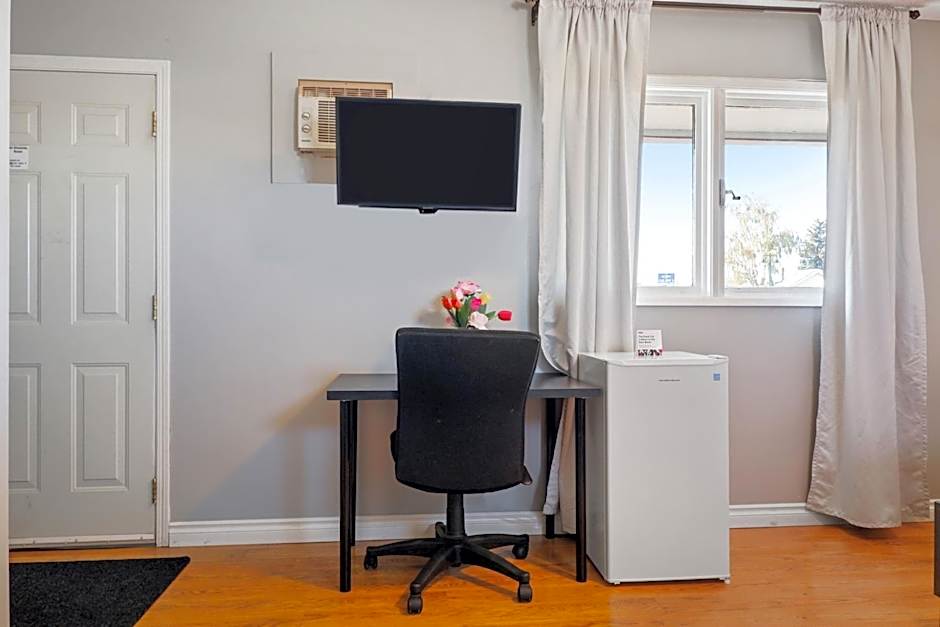 Hotel Bethel - Fort MacLeod, AB