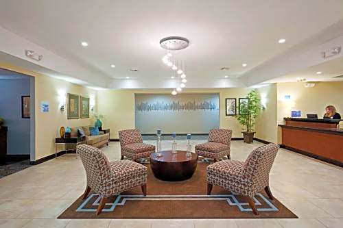 Holiday Inn Express and Suites Meriden By IHG