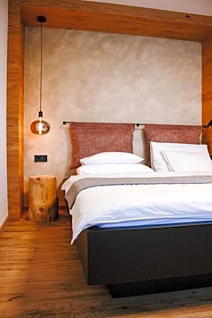 SchönBerg hotel b&b