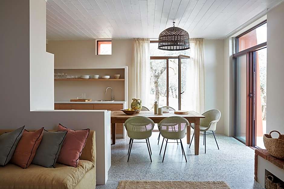 Borgo 69 Villas & Suites