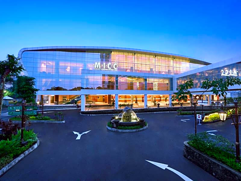 The Alana Yogyakarta Hotel and Convention Center