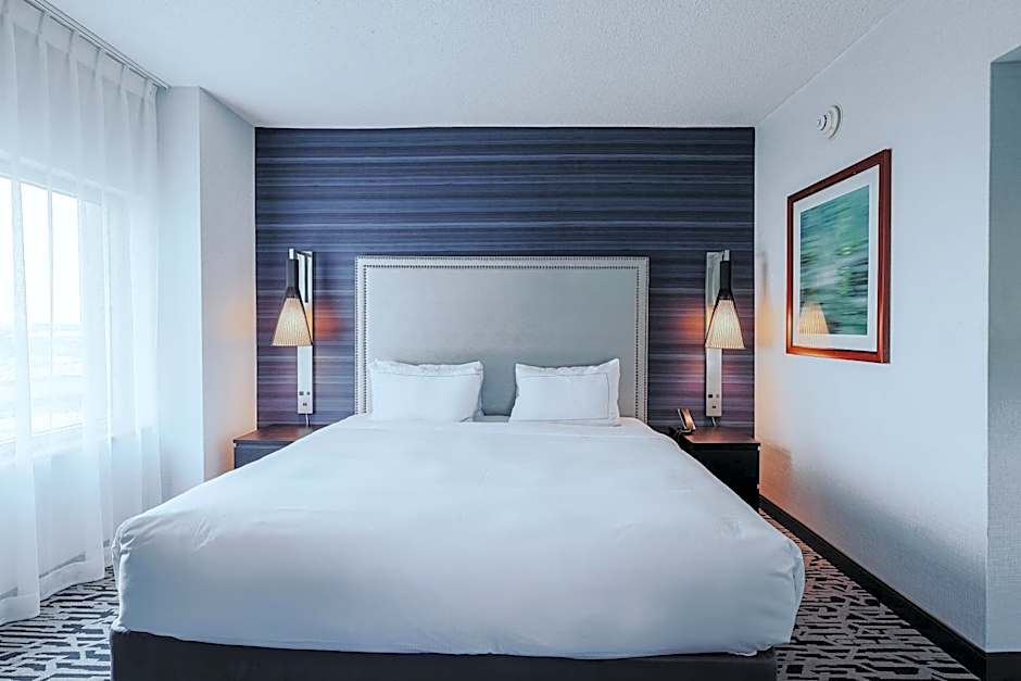 DoubleTree By Hilton Guest Suites & Conf. Center Chicago Downers Grove