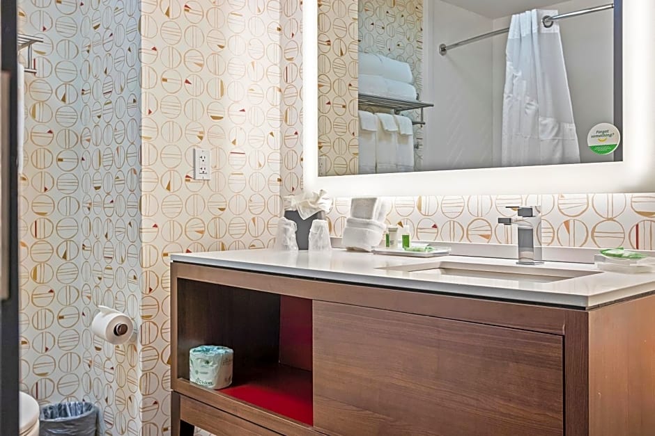 Holiday Inn St. Petersburg West By IHG