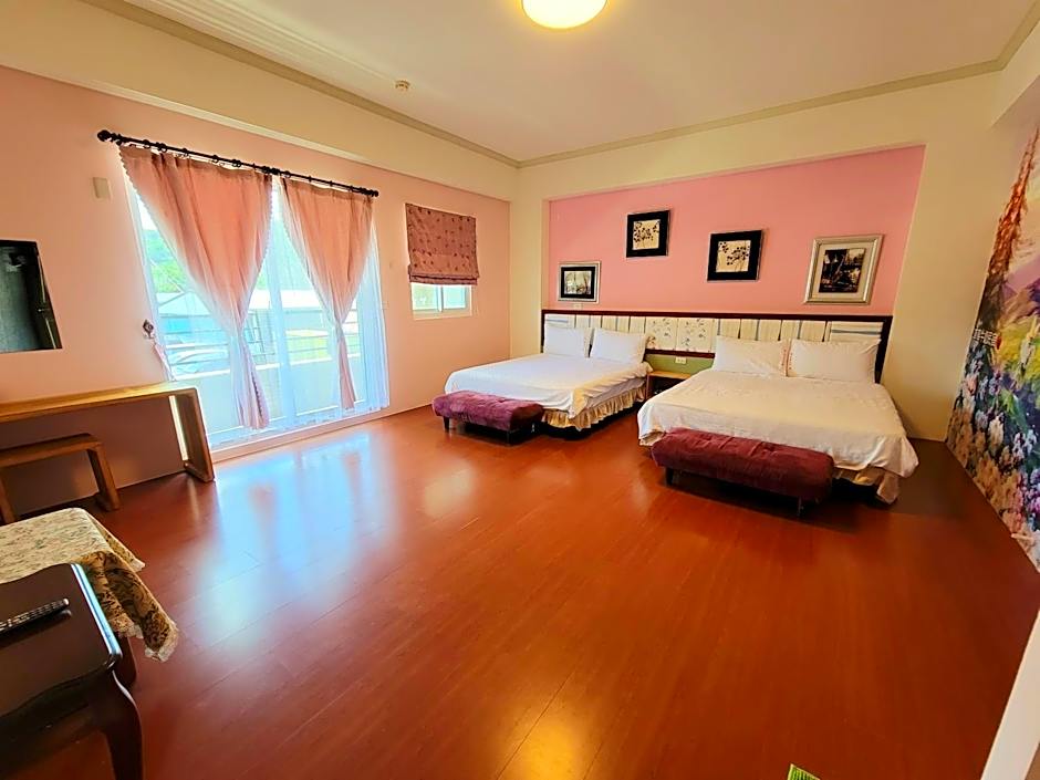 草莓牛奶台東民宿可洽包棟