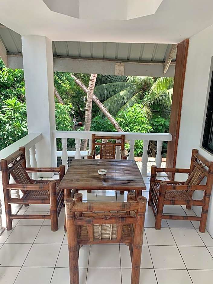 The Victorian by Stevrena Accommodations