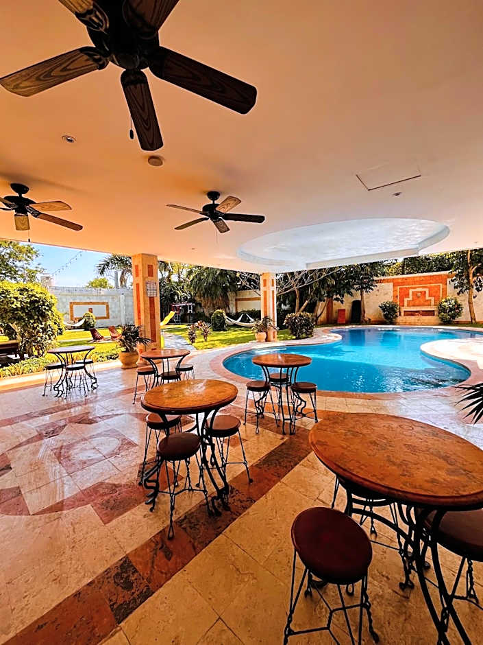 Hotel Palacio Maya