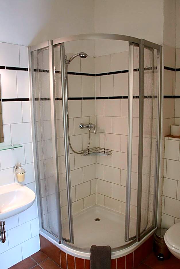 Gästehaus Lisakowski Pension am Brautwiesenpark