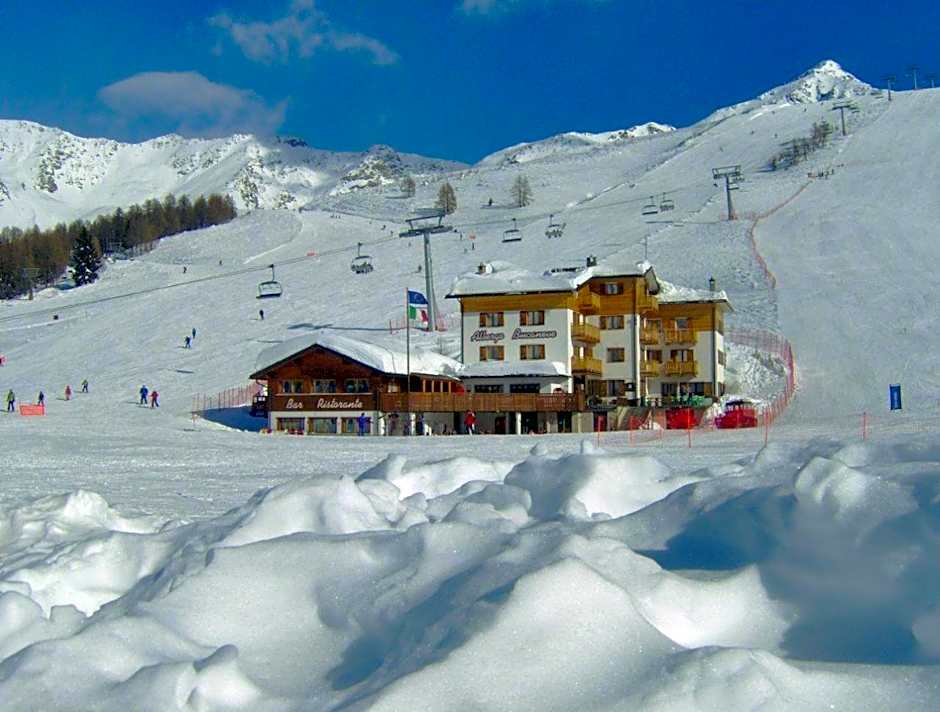 Albergo Bucaneve
