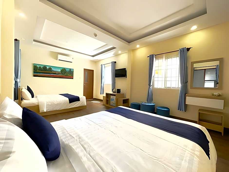 Joi Boutique Bãi Trước