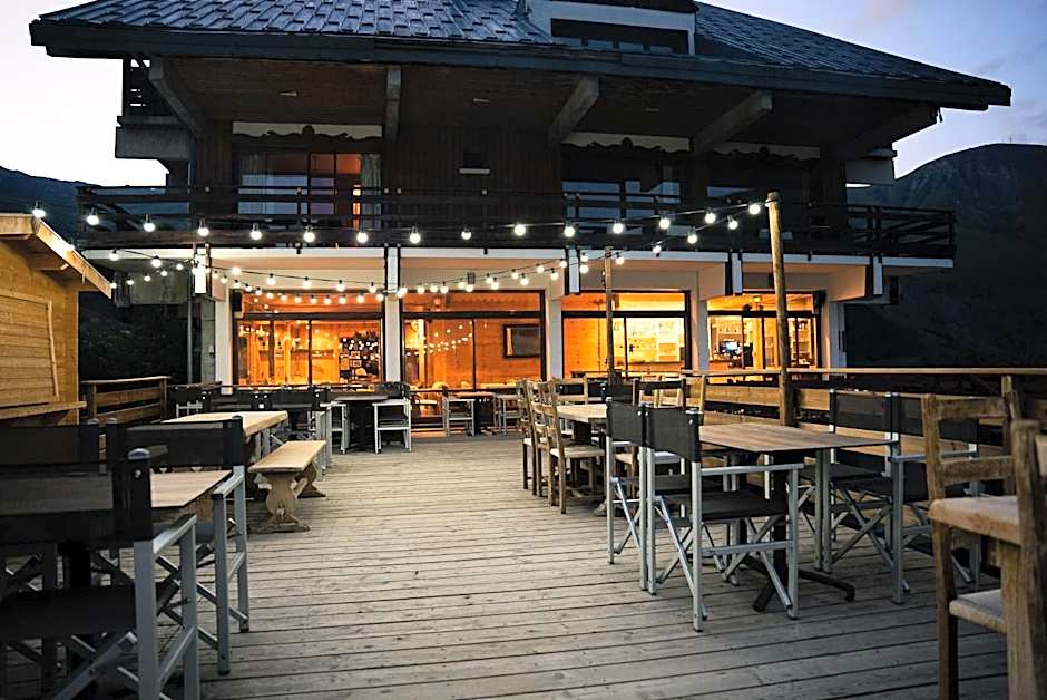 Les Cèdres - Hôtel - Restaurants - Spa