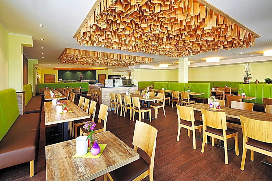 Green Deer Bavarian Hotel