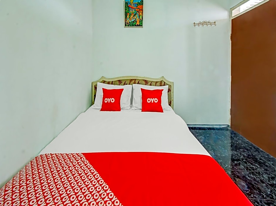 OYO 90077 Live Homestay