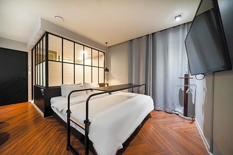 Two Heaven Hotel Busan Songdo