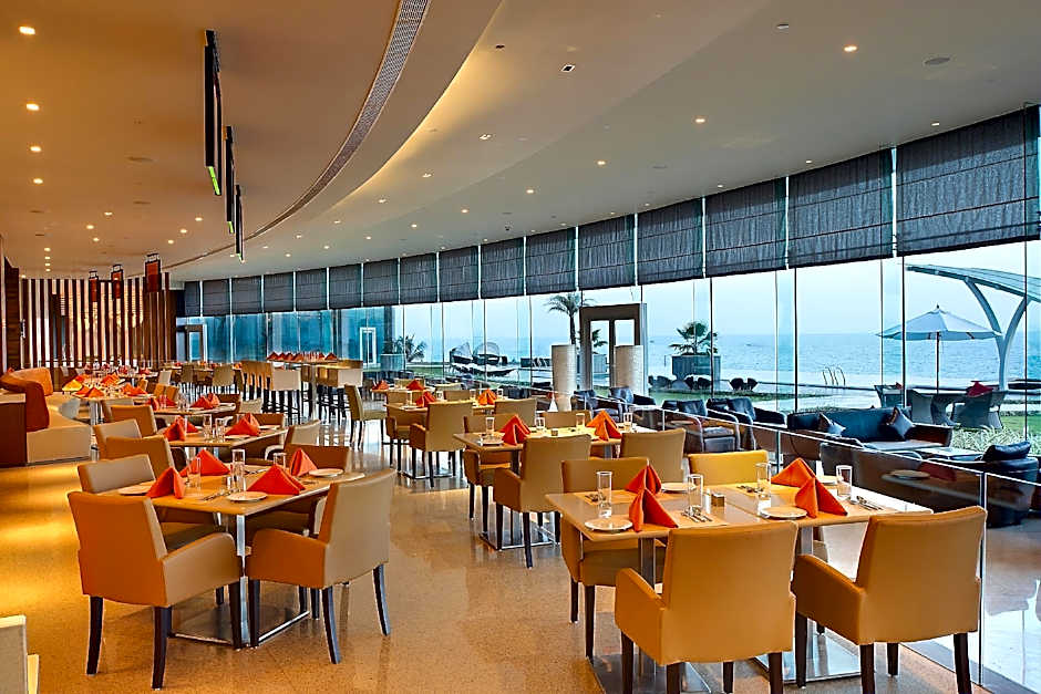 Hotel Novotel Visakhapatnam Varun Beach - - An AccorHotels Brand