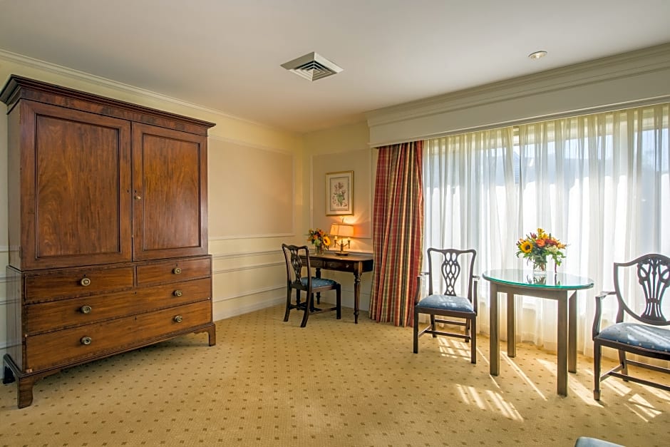 The Orchards Hotel