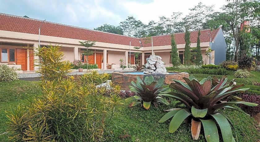 RedDoorz Plus Syariah @ Hotel Indonesia Kajen