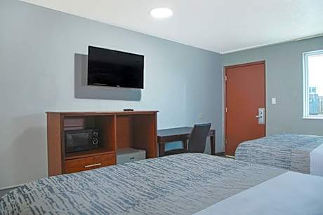 Queen Room with Two Queen Beds