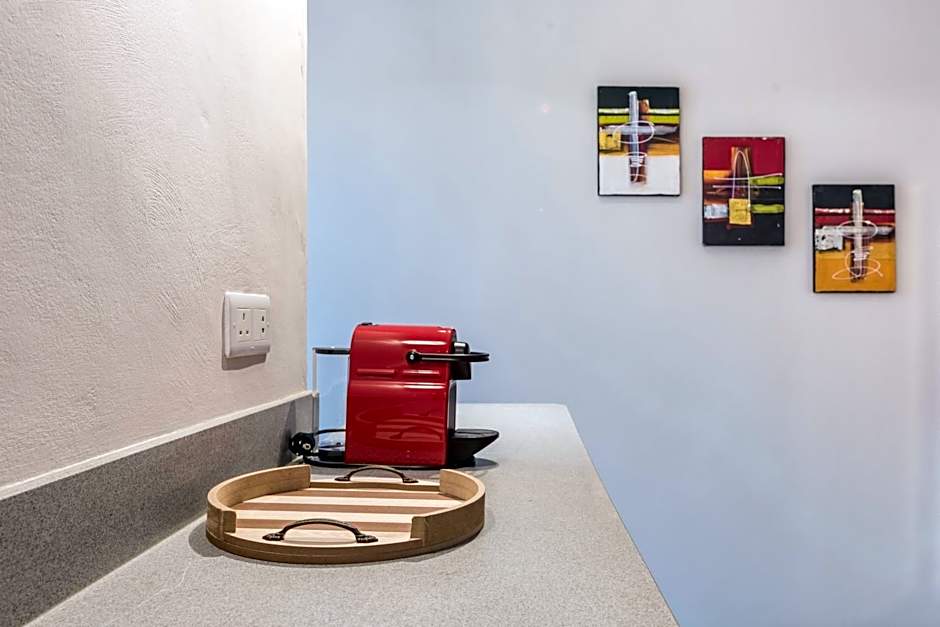 Kisana Residence - Studio with spacious balcony shared pool garden