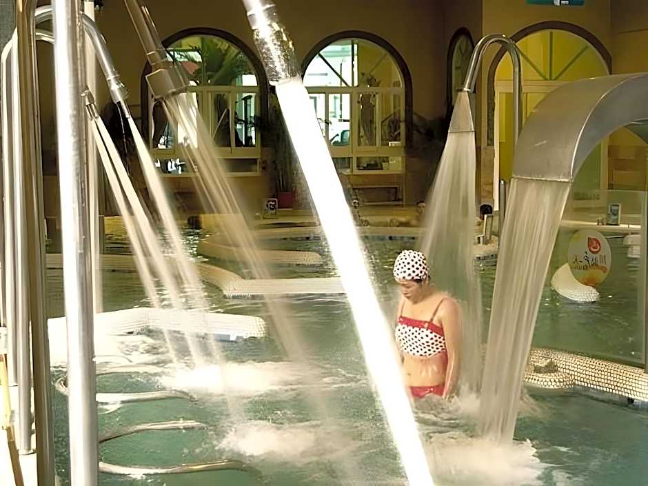 Chuang-Tang Spring SPA Hotel - Deyang – Ilan, WV