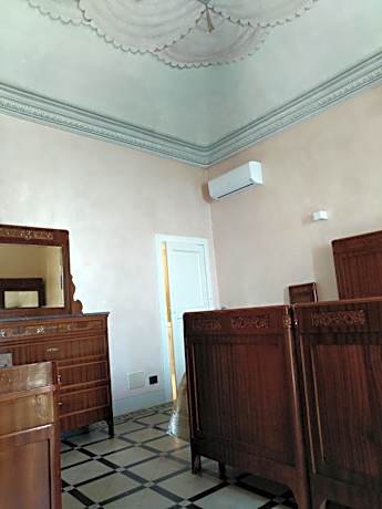 Deluxe Double Room with Balcony and Sea View