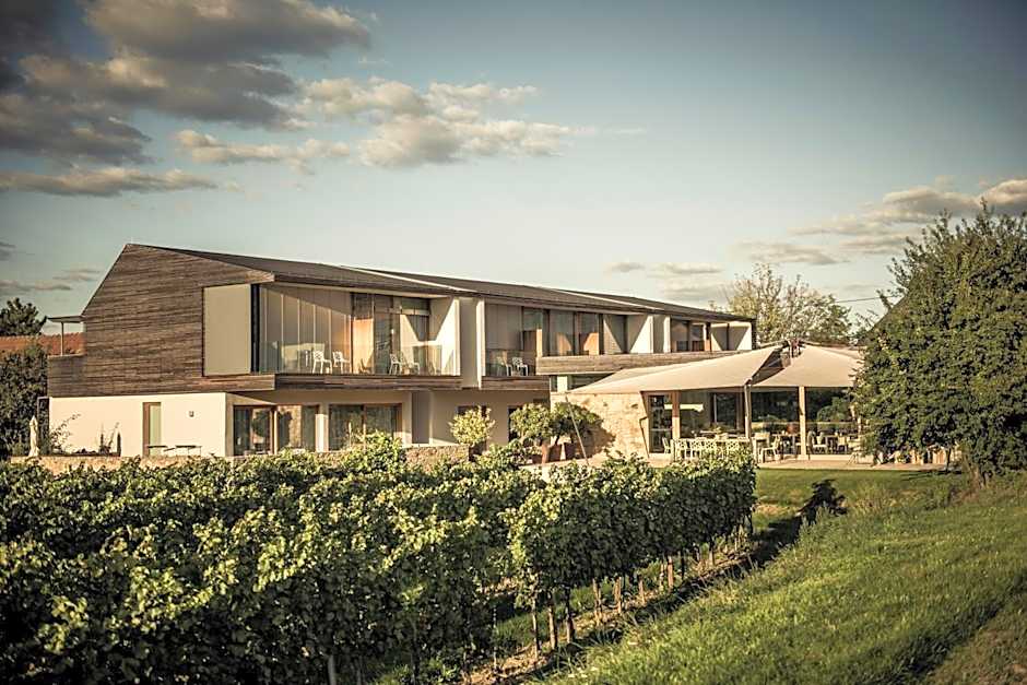 MALAT Weingut und Hotel