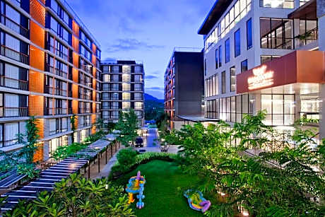 Balcony Courtyard Sriracha Hotel & Serviced Apartments