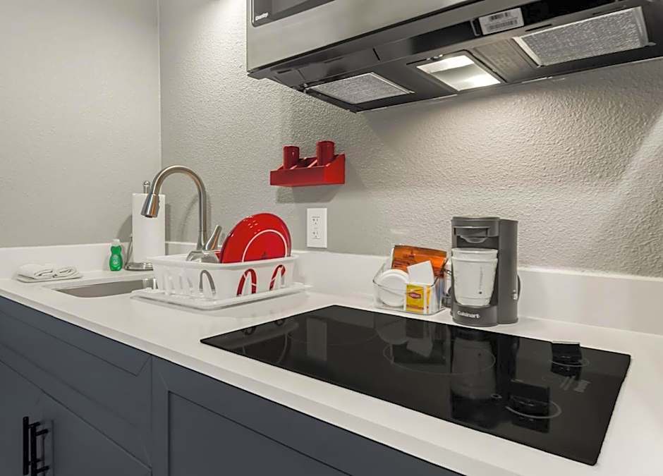 Hawthorn Extended Stay by Wyndham College Station