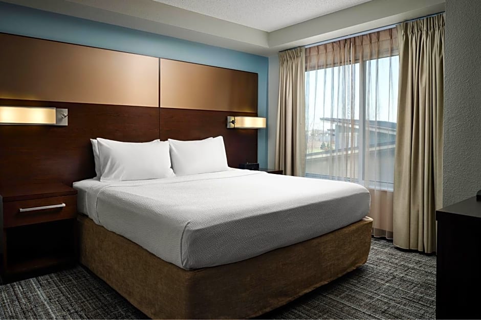 Residence Inn by Marriott Grand Rapids Airport