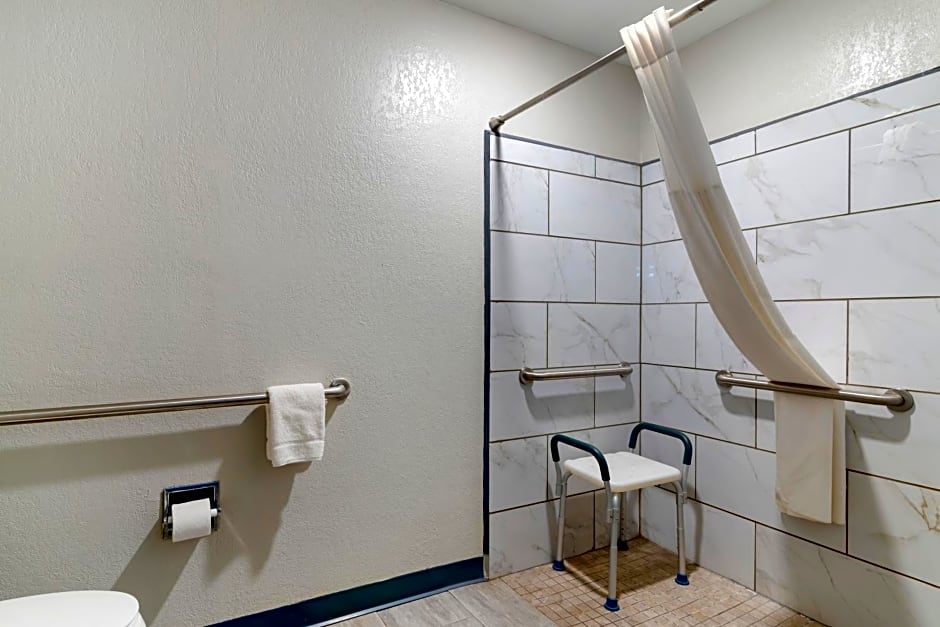 Quality Inn Newnan
