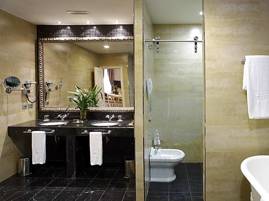 Gran Hotel Las Caldas Wellness Clinic