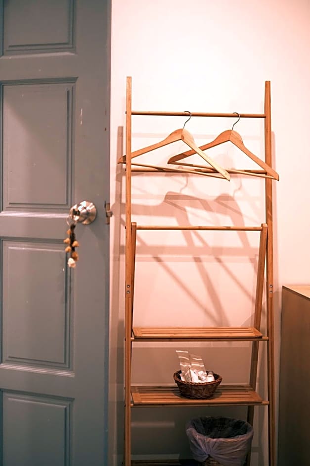 Ma-TaÔ またお Café & hostel